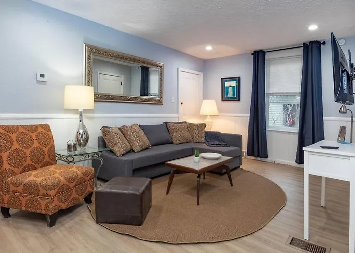 Apartment Stylish And Refined With Easy Access Pittsburgh