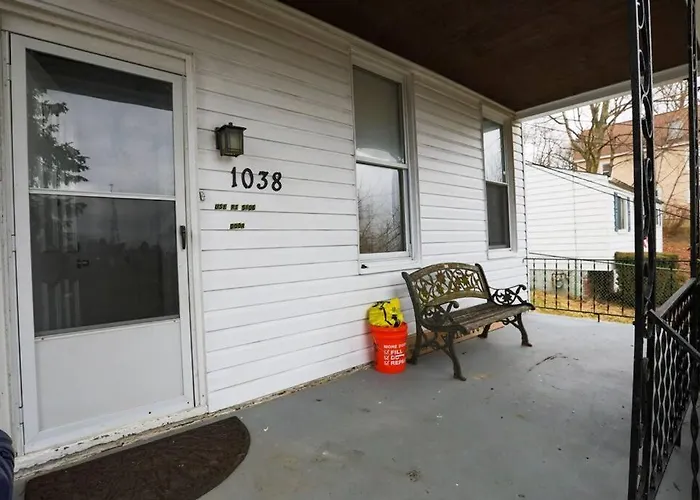 Apartment Stylish And Refined With Easy Access *