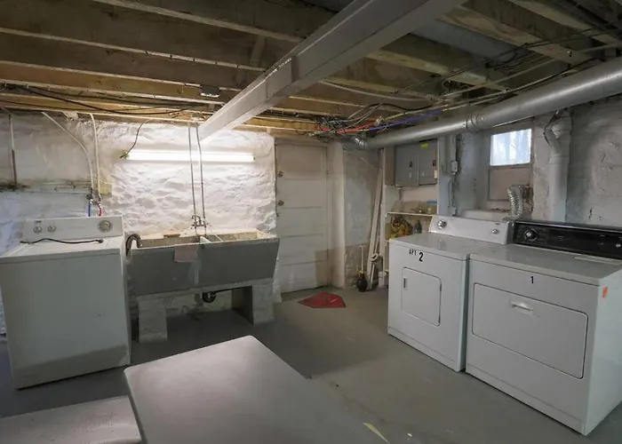 Apartment Stylish And Refined With Easy Access *